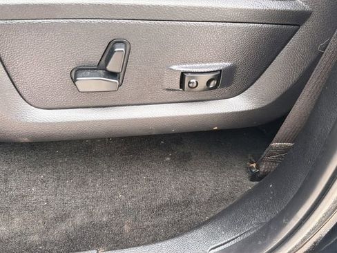 Used 2016 RAM 2500 SLT image 21