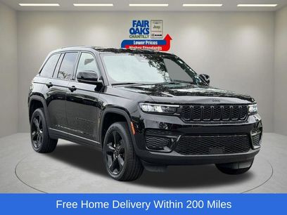 Certified 2025 Jeep Grand Cherokee Altitude