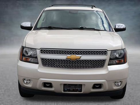 Used 2013 Chevrolet Tahoe LTZ AWD/4WD image 31