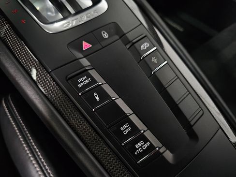 Used 2019 Porsche 911 GT3 RS RWD image 16