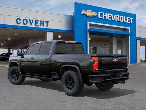 New 2026 Chevrolet Silverado 2500 ZR2 AWD/4WD image 3