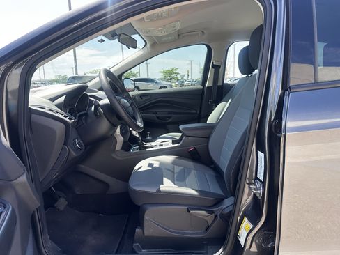 Used 2019 Ford Escape S FWD image 7