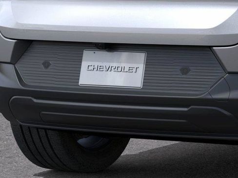 New 2026 Chevrolet Equinox EV LT w/ Convenience Package II FWD image 14