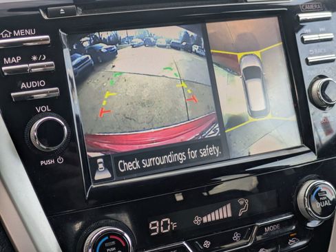 Used 2018 Nissan Murano Platinum image 19