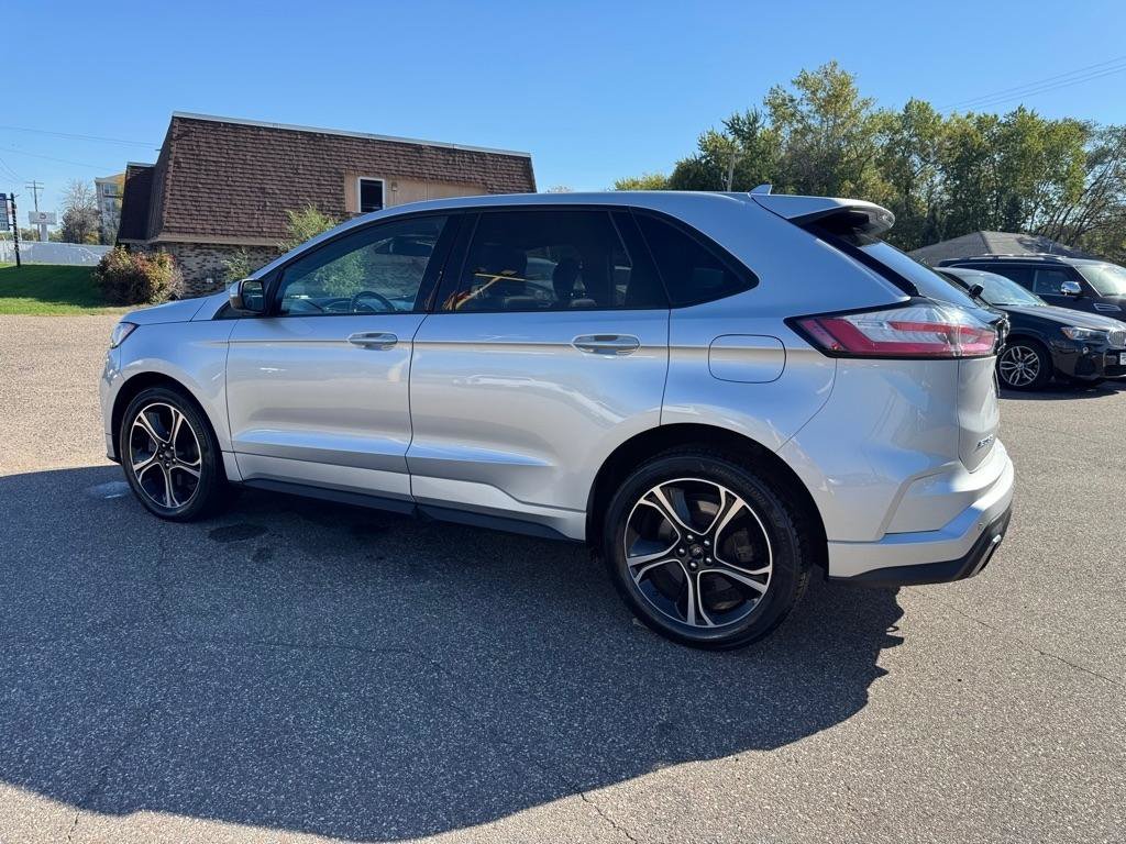 Used 2019 Ford Edge ST w/ Convenience Package AWD/4WD image 8