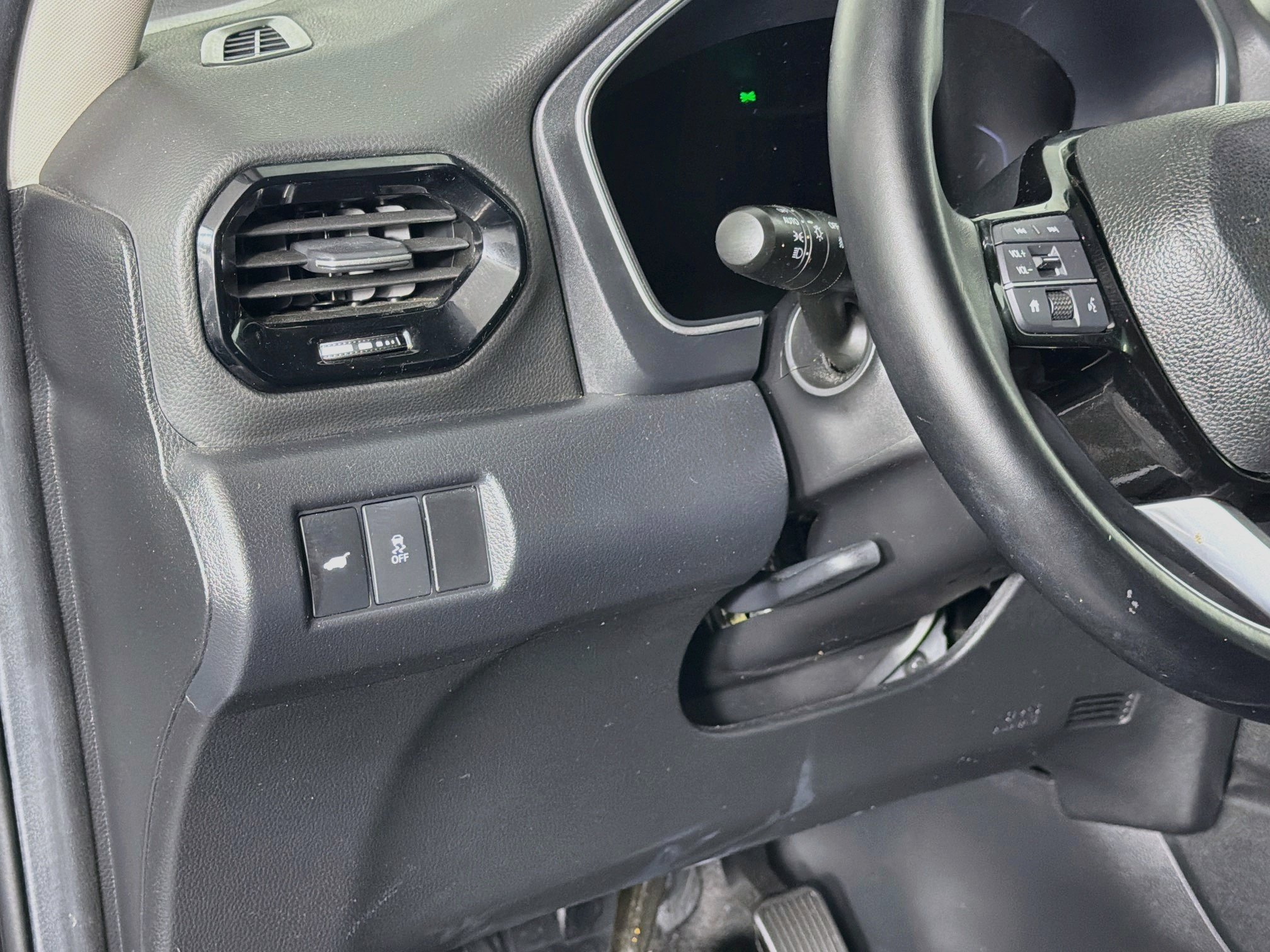 Used 2025 Honda Pilot EX-L image 17