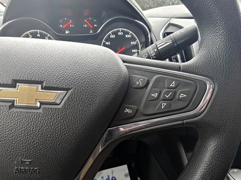 Used 2019 Chevrolet Cruze LT w/ Convenience Package image 21