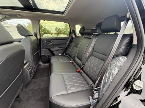 New 2026 Nissan Rogue Platinum w/ Platinum Premium Package image 15