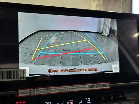 New 2026 Toyota Camry Hybrid FWD image 6
