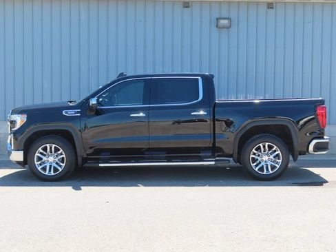 Used 2022 GMC Sierra 1500 SLT w/ SLT Premium Plus Package AWD/4WD image 8