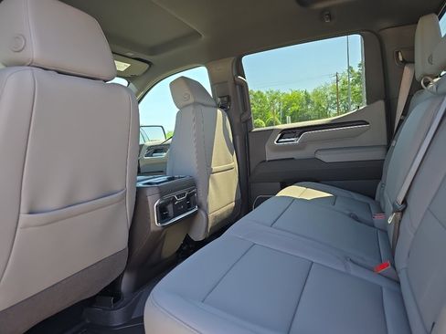 New 2026 GMC Sierra 1500 SLT w/ SLT Premium Package image 10