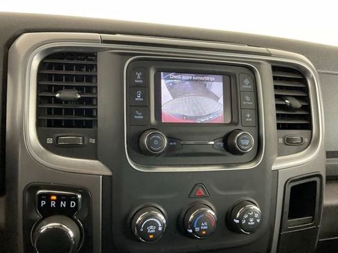 Used 2022 RAM 1500 Classic SLT image 24