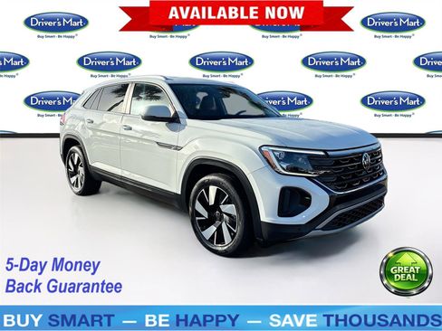 Used 2025 Volkswagen Atlas Cross Sport SE image 1