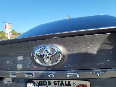 Used 2023 Toyota Camry SE image 28