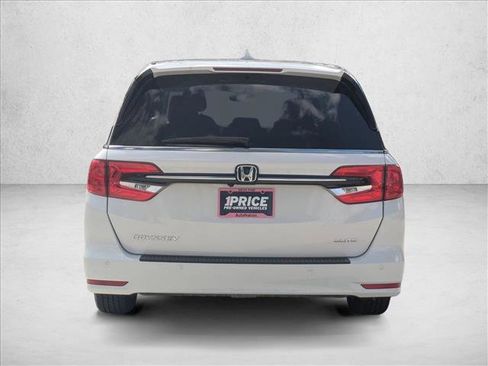 Used 2024 Honda Odyssey Elite image 6