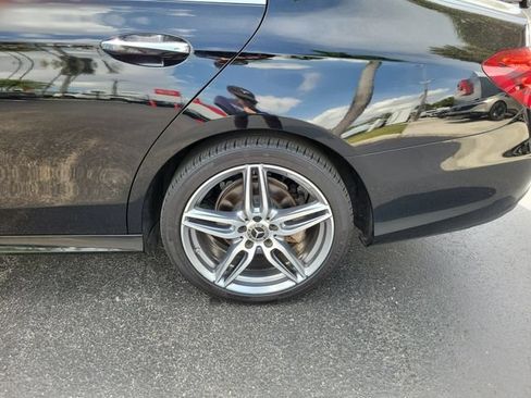 Used 2019 Mercedes-Benz E 300 image 7