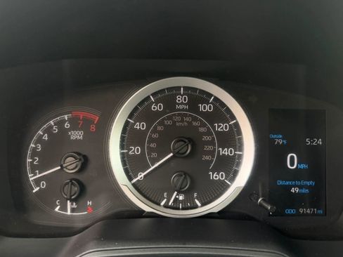 Used 2021 Toyota Corolla LE FWD image 22