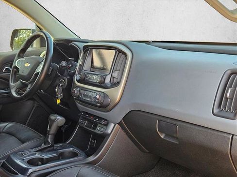 Used 2018 Chevrolet Colorado Z71 AWD/4WD image 20