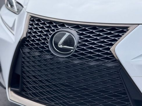 Used 2020 Lexus IS 300 F Sport image 11