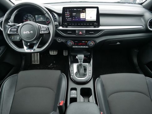 Certified 2024 Kia Forte GT-Line image 10