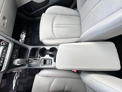 Used 2019 Hyundai Sonata Limited image 23