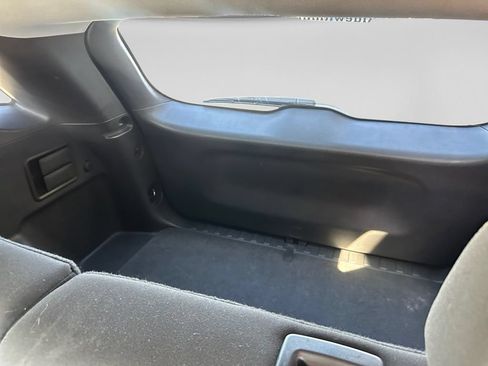 Used 2024 Chevrolet Equinox LT AWD/4WD image 18