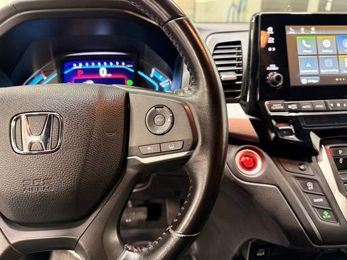 Used 2023 Honda Odyssey Sport image 14