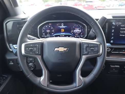 Used 2024 Chevrolet Silverado 1500 LT w/ Protection Package AWD/4WD image 14