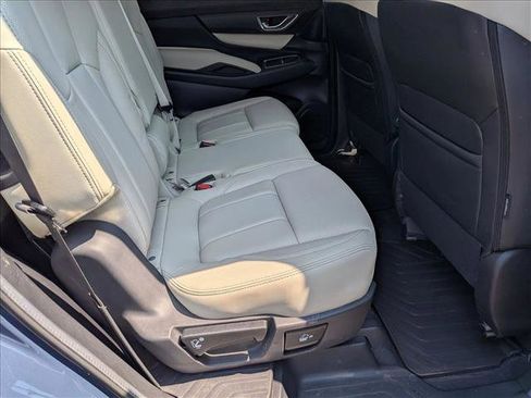 Used 2024 Subaru Ascent Limited AWD/4WD image 16