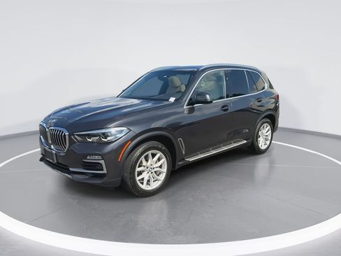 Used 2021 BMW X5 xDrive40i w/ Convenience Package AWD/4WD image 4