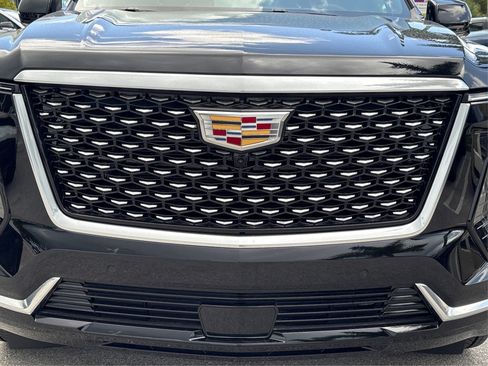 New 2026 Cadillac Escalade ESV Luxury w/ Touring Package AWD/4WD image 15