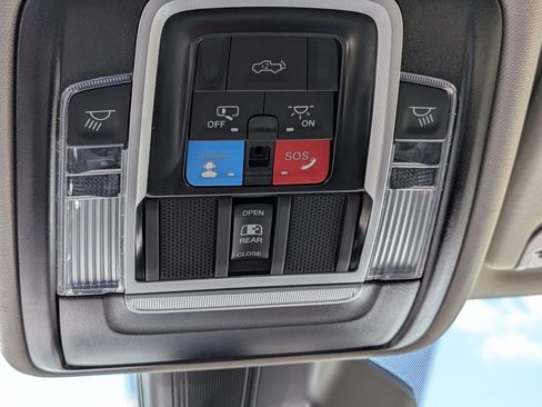 Used 2026 RAM 1500 Laramie AWD/4WD image 17