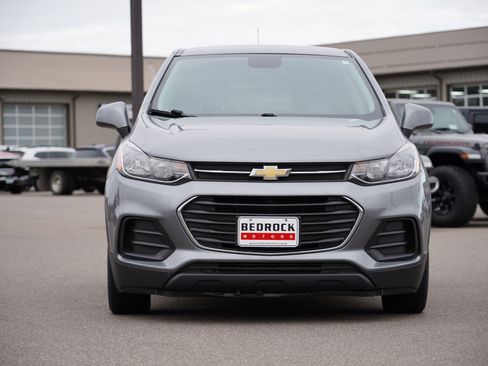 Used 2020 Chevrolet Trax LS w/ Tint and Cruise Package image 8