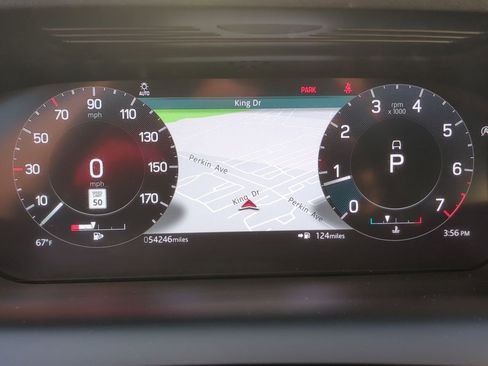 Used 2022 Land Rover Discovery Sport SE image 13