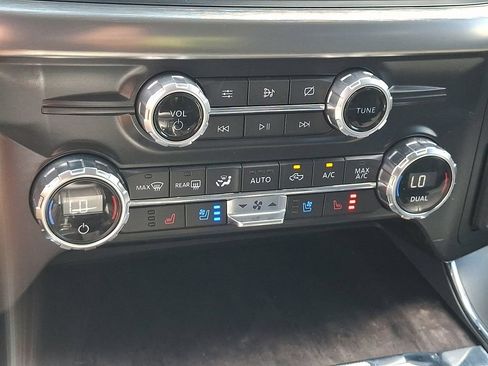 Used 2021 Ford F150 Lariat AWD/4WD image 15
