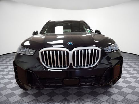 Used 2026 BMW X5 xDrive50e w/ M Sport Package AWD/4WD image 6