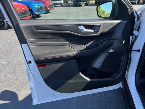 Used 2023 Ford Escape ST-Line w/ Tech Pack #1 image 12