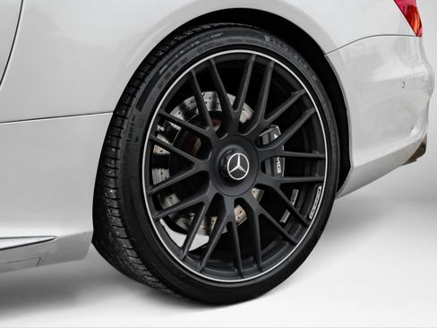 Used 2018 Mercedes-Benz SL 63 AMG image 50