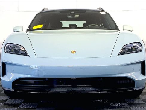 New 2025 Porsche Taycan 4 Cross Turismo image 10