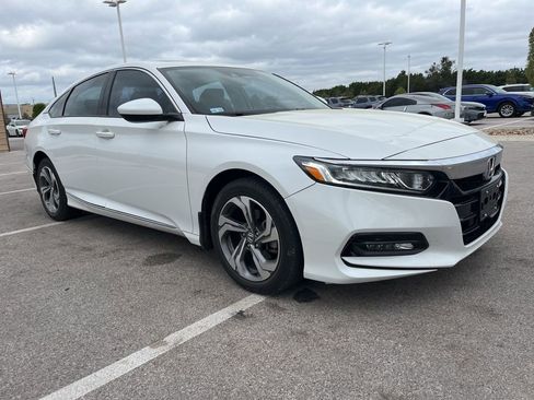 Used 2020 Honda Accord EX image 3