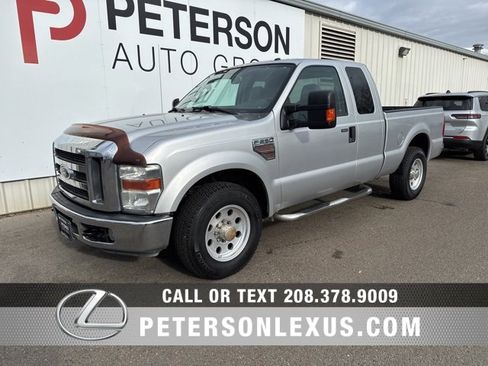 Used 2010 Ford F250 XLT image 7