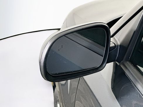 Used 2025 Kia Soul LX w/ LX Technology Package image 16