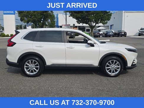 Used 2024 Honda CR-V EX image 7