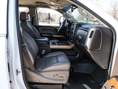 Used 2017 Chevrolet Silverado 2500 LTZ w/ Duramax Plus Package image 35