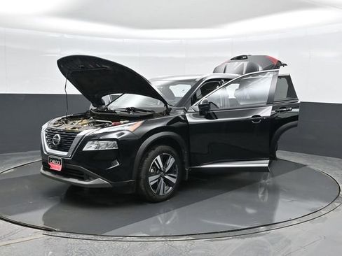 Used 2021 Nissan Rogue SL image 65
