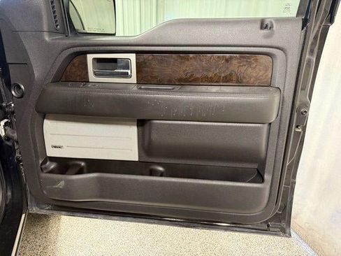 Used 2013 Ford F150 Platinum image 18