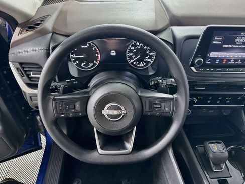 Used 2023 Nissan Rogue S AWD/4WD image 14