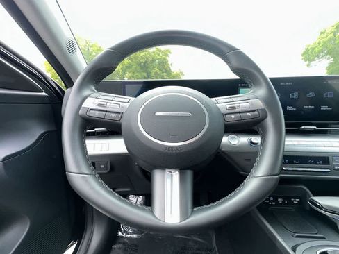 Used 2026 Hyundai Kona SEL Sport FWD image 15