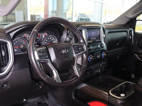 Used 2022 Chevrolet Silverado 1500 RST w/ Redline Edition AWD/4WD image 18