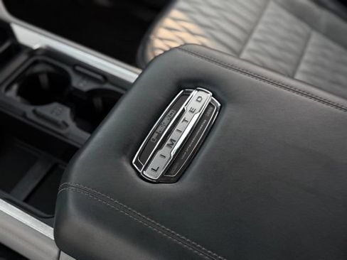 Used 2024 Ford F250 Limited AWD/4WD image 31